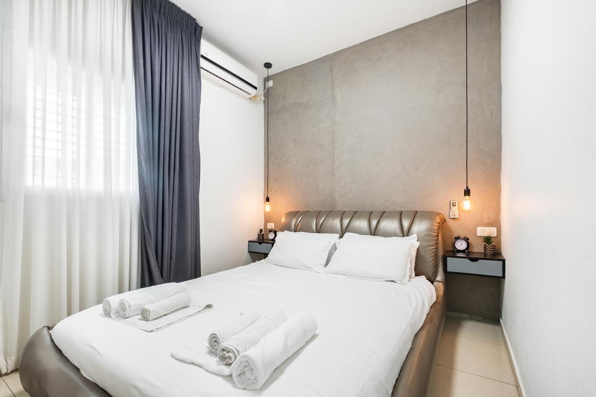 Premium 1Bd Apartment Near The Beach W/Balcony เทลอาวีฟ ภายนอก รูปภาพ